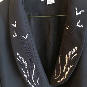 Emily size 10 women’s embroidered suit jacket